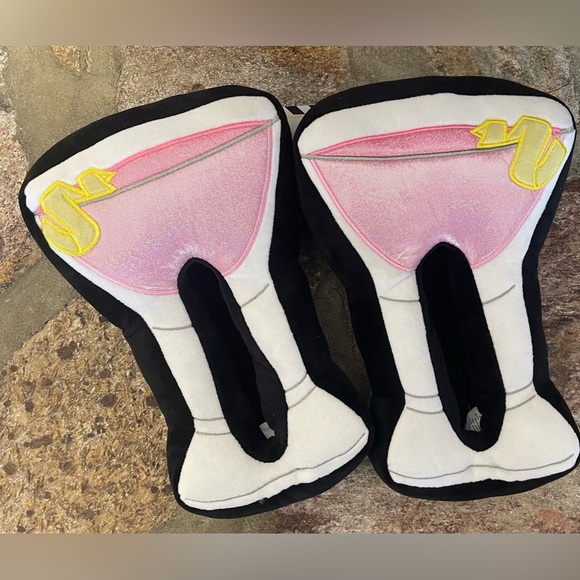 NWT. Rainbow Daze Cat or 🍸 Martini slippers size 7-8 w  Nordstrom‘s brand - Picture 5 of 9